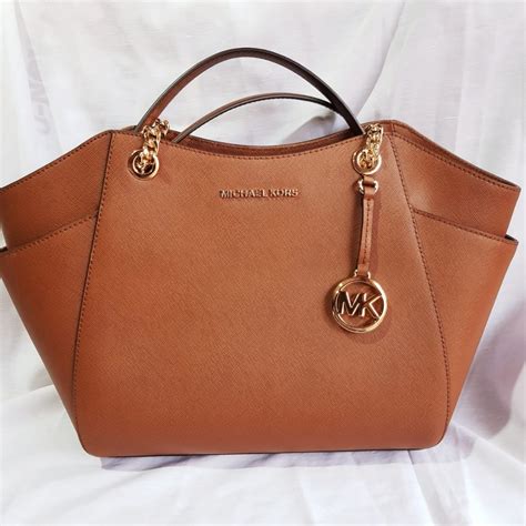 Amazon.com: Carteras De Mujer Michael Kors Originales.